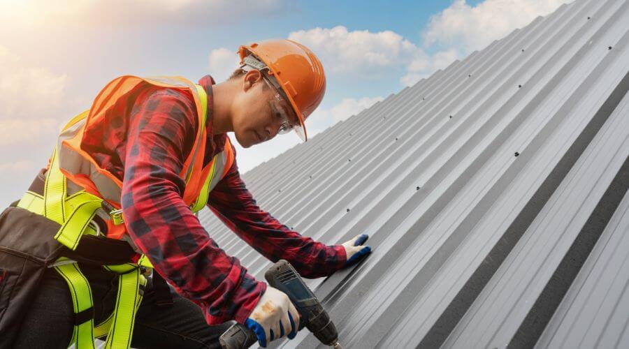 Professional residential roofers in Etna, WY